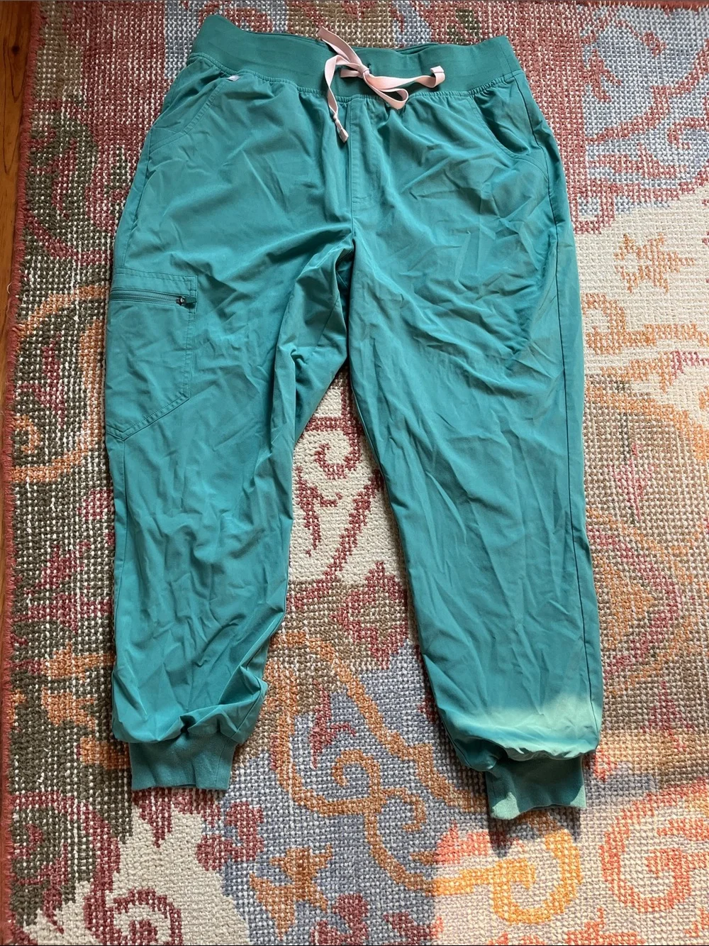 FIGS FREEx Zamora Jogger Scrub Pants Size L Green Pink Drawstring EUC
